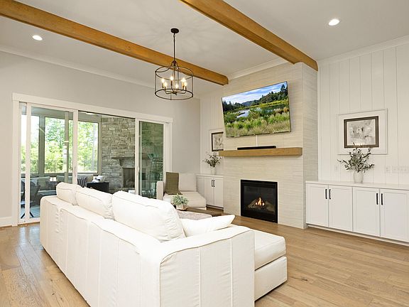 3rd image of 2709 Trifle Ln