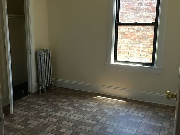 3rd image of 112 Saratoga Ave APT 4S