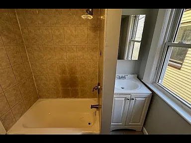 185 S 11th St #2 — photo 6 of 6