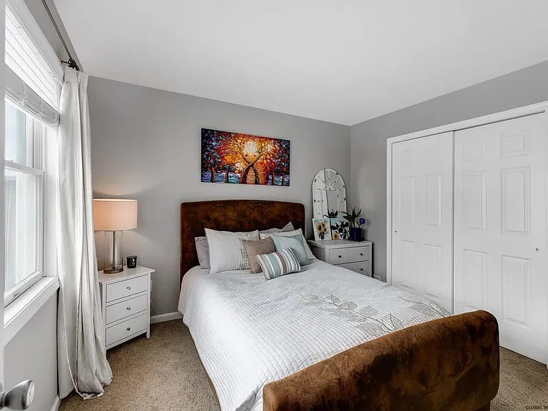 34 Thistle Dr — Photo 18