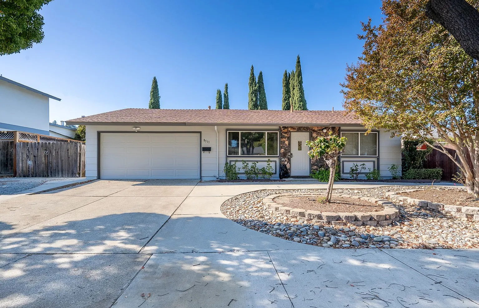 8511 Delta Dr photo 1