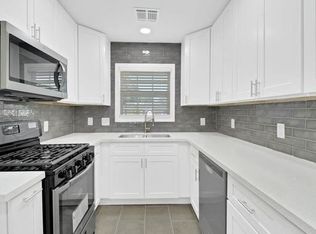 13221 Vicksburg St, Houston, TX 77015