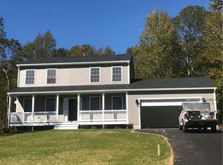 26 Excalibur Dr, Richmond, RI 02892