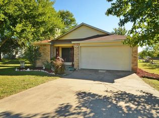 105 Old West Trl, Buda, TX 78610