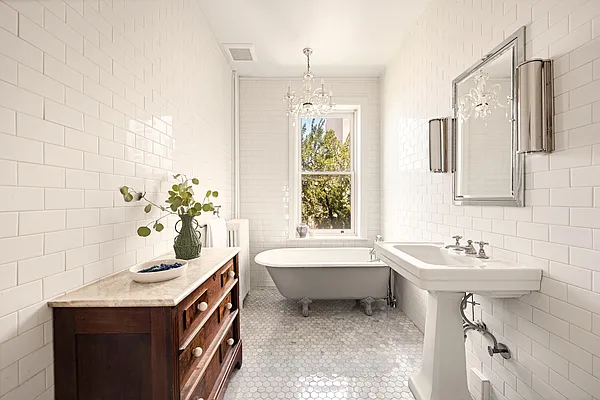 Sold by Corcoran | media 14