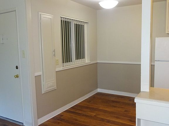 4th image of 2904 Marconi Ave APT 14