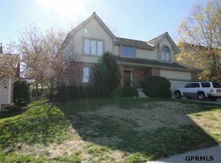 16411 Holmes St, Omaha, NE 68135