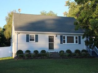 15 Eaton Dr, Hudson, MA 01749