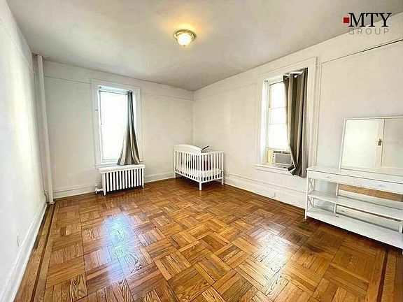 4th image of 41-41 43rd St #Di5
