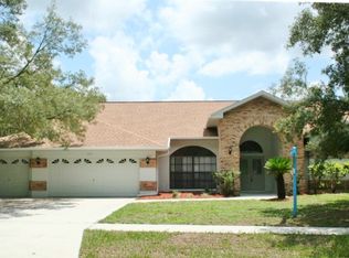 2506 Culbreath Cove Ct, Valrico, FL 33596