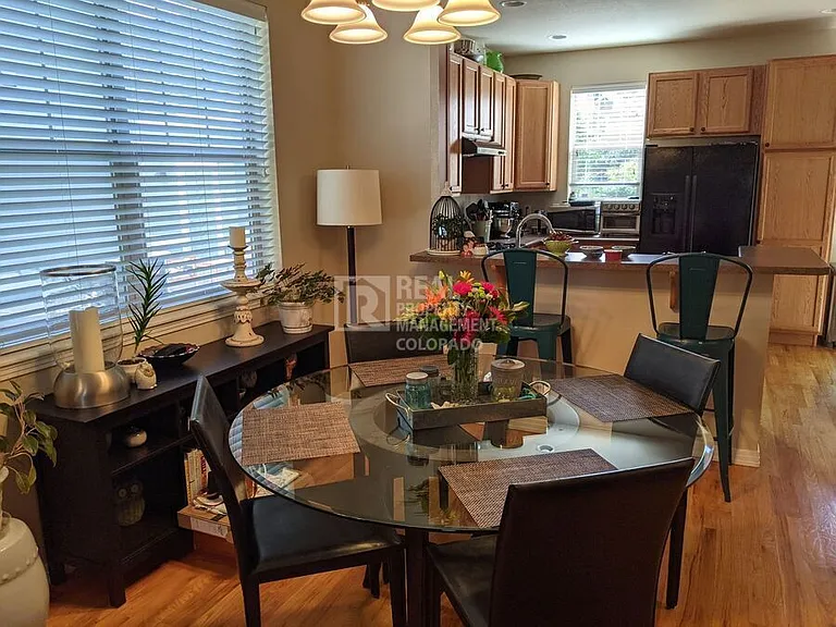 525 Homestead St — Photo 8