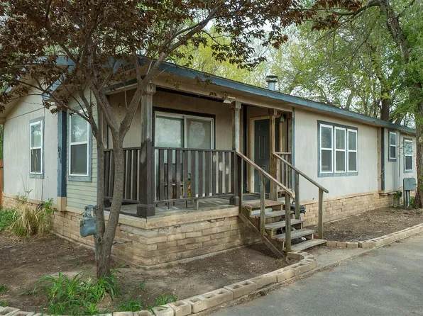 204 W 95th St S, Haysville, KS 67060