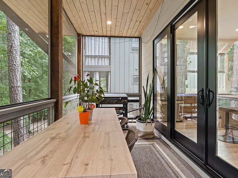 110 Arcadia Ave — Photo 46
