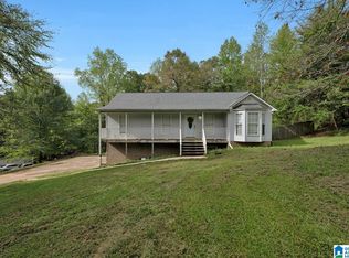 155 Country Living Cir, Odenville, AL 35120