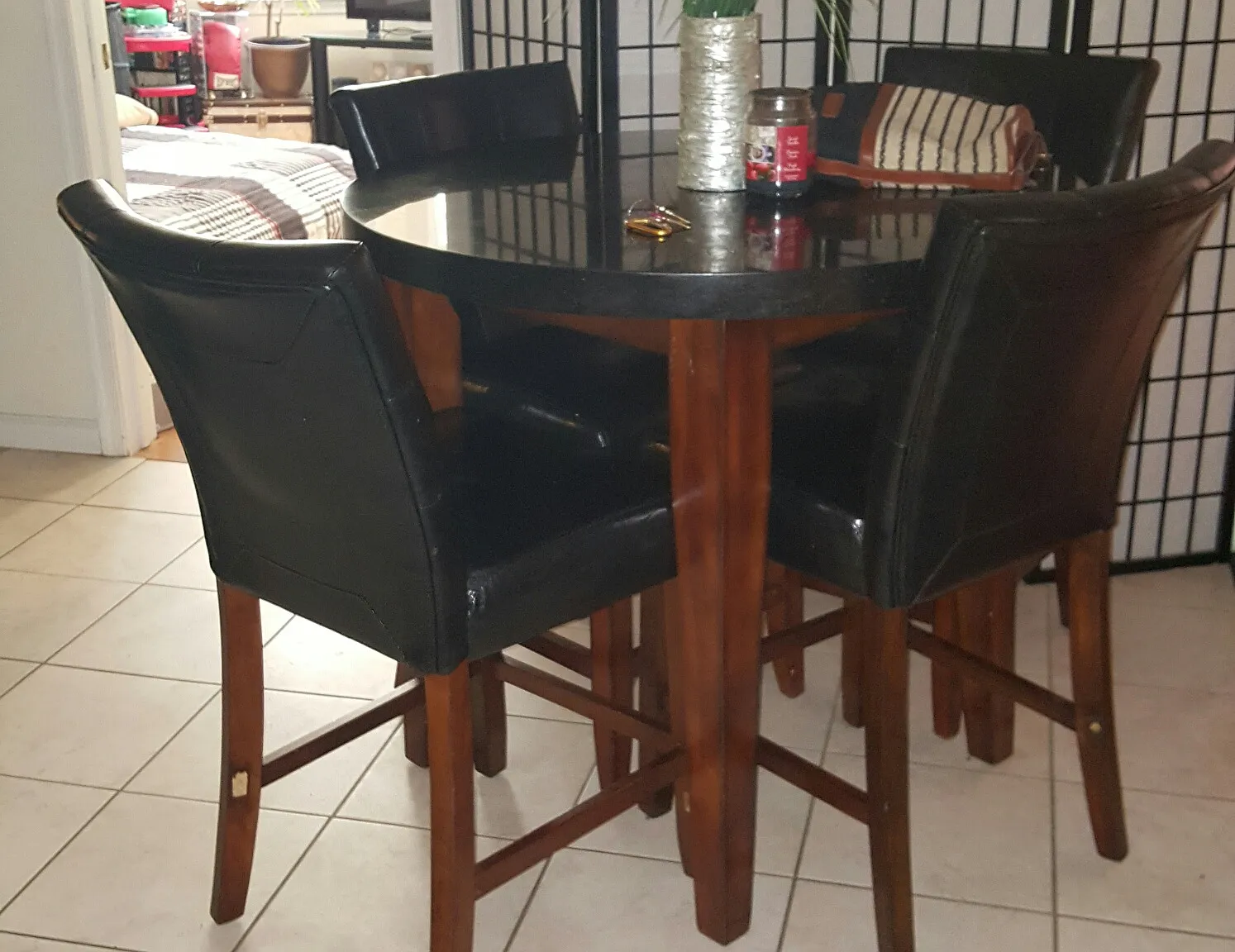 2 bed, 700 sqft, $2,000 — Photo 4