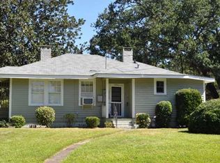 220 7th St, Chickasaw, AL 36611