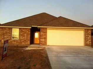 2150 SW 43rd St, Lawton, OK 73505