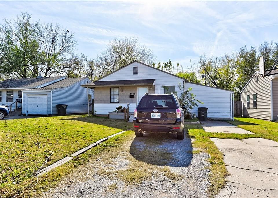 2nd image of 3920 Mallard Dr