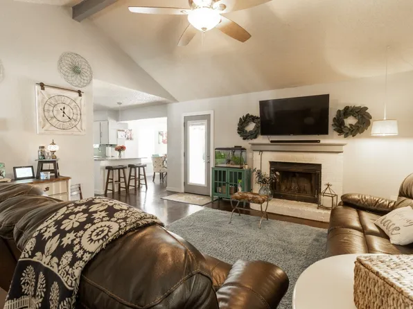 6304 Kary Lynn Dr S, Watauga, TX 76148