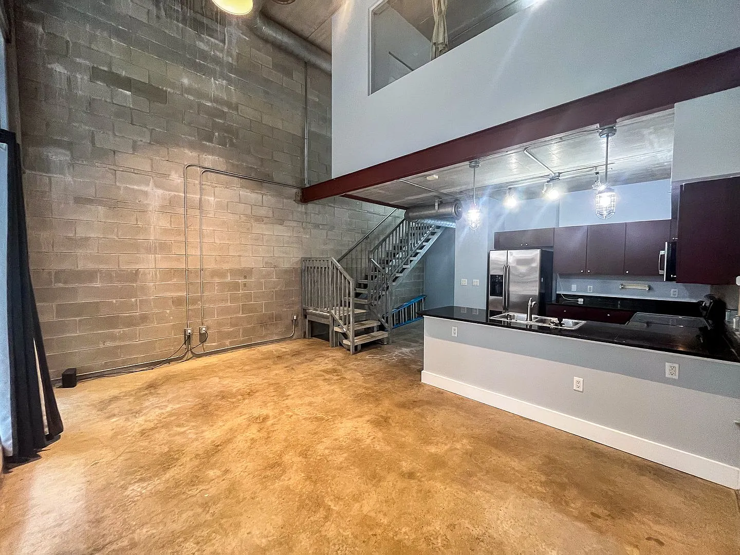 Lofts Oasis #117 — Photo 2