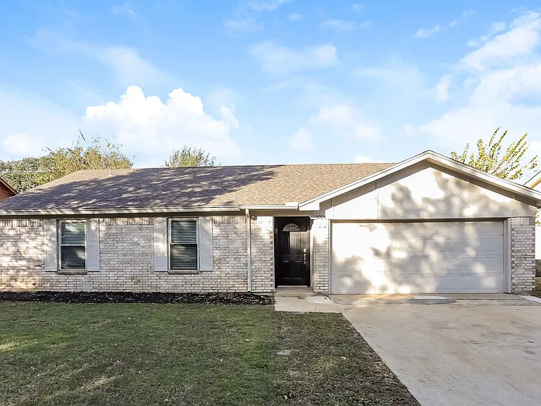 6004 Cool Springs Dr — Photo 1