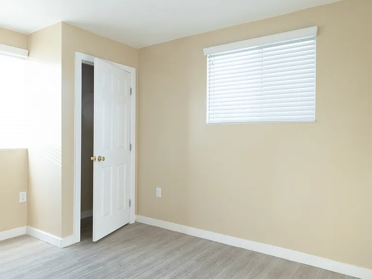 9310 Pace Ave — Photo 9