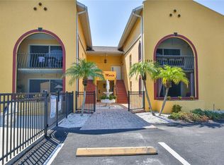 1732 Redwood St APT B, Sarasota, FL 34231