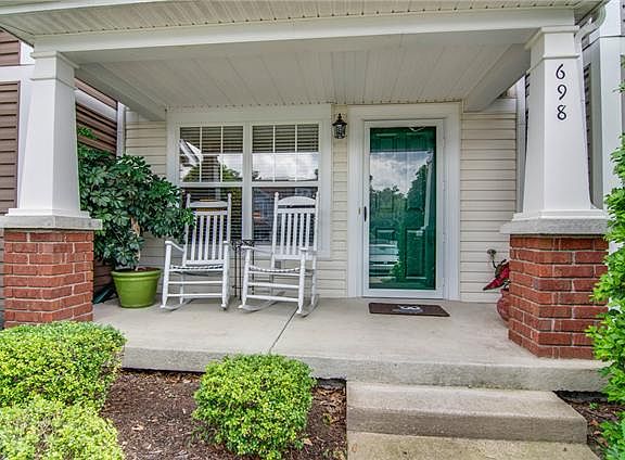 2nd image of 698 Flintlock Ct