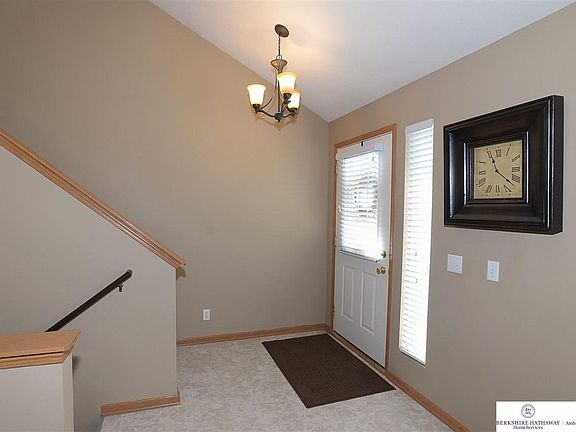5th image of 16454 Erskine St