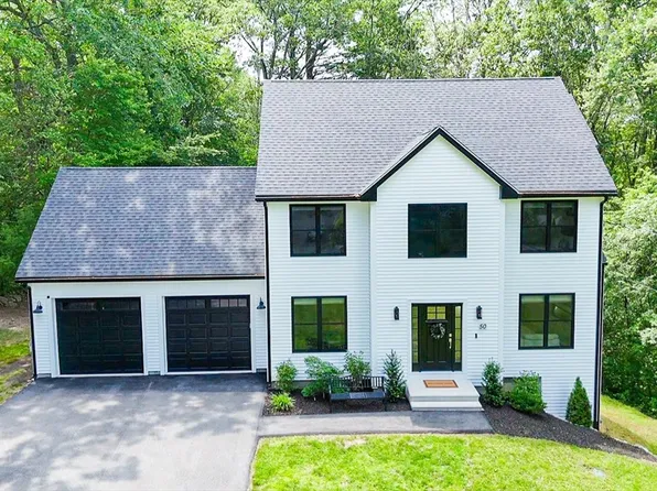 50 Milk St, Blackstone, MA 01504