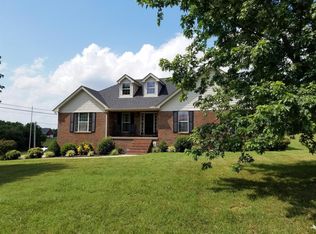 20 Riverpointe Ln, Carthage, TN 37030