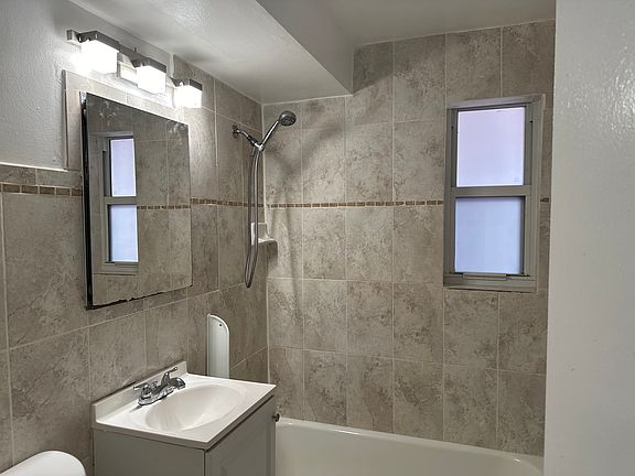 2nd image of 505 S Ocean Dr APT A9