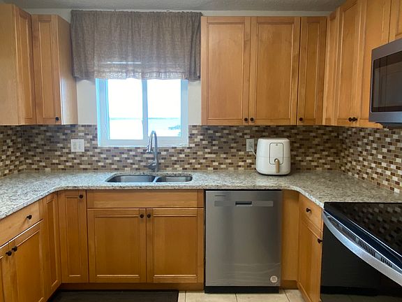 2nd image of 2713 N Halifax Ave #697