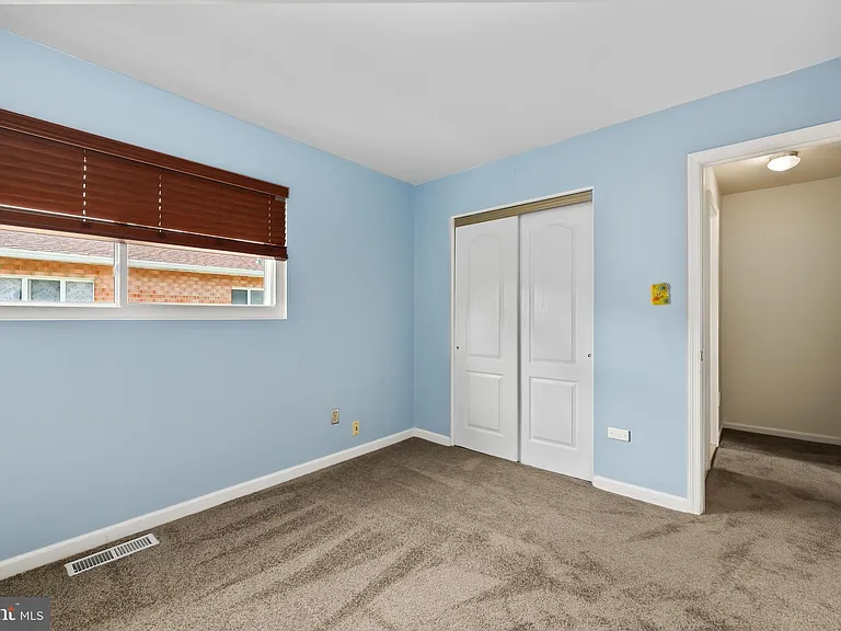 609 Jefferson St #18 — Photo 11