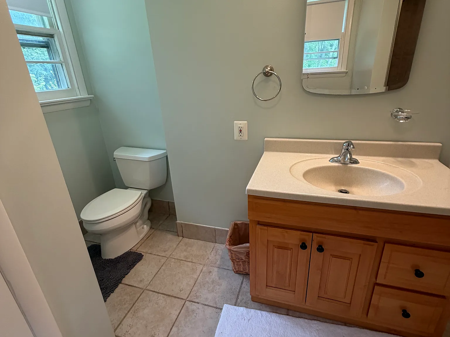 3 bed, 1500 sqft, $4,000 — Photo 2