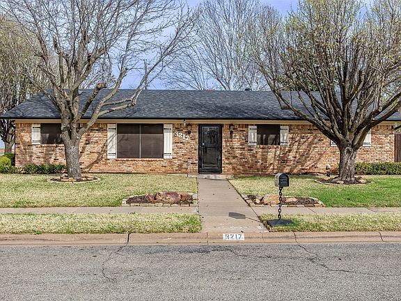 4th image of 3217 Dauphine Dr