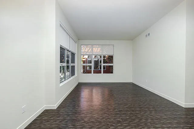 1614 K St #6 — Photo 8