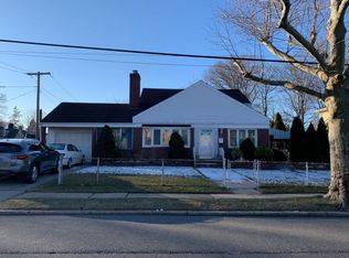 34 Kent Rd #A-K, Valley Stream, NY 11580