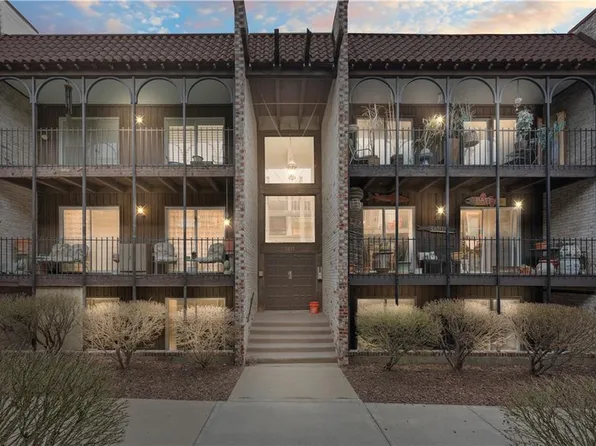 5013 Walnut St APT A, Kansas City, MO 64112
