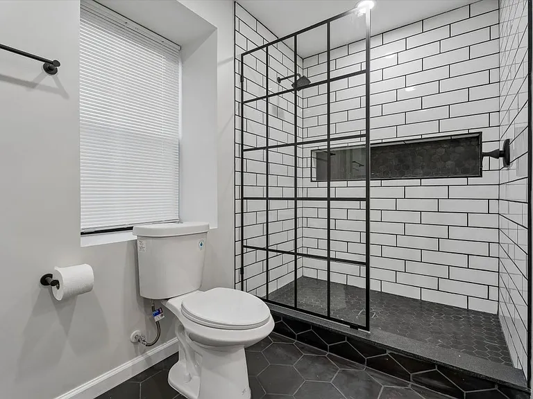 4359 Fleming St — Photo 25