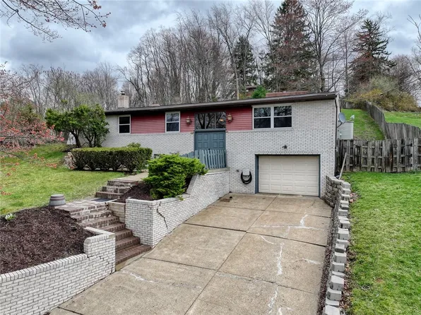 2811 England Ct, Murrysville, PA 15668