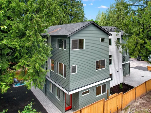 3851 NE 88th Street #B, Seattle, WA 98115