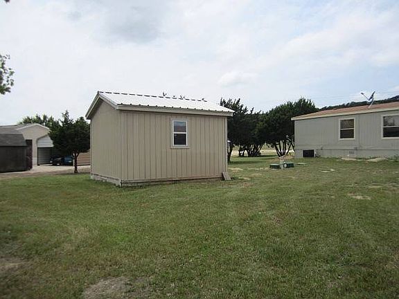 4th image of 121 Harrell Dr