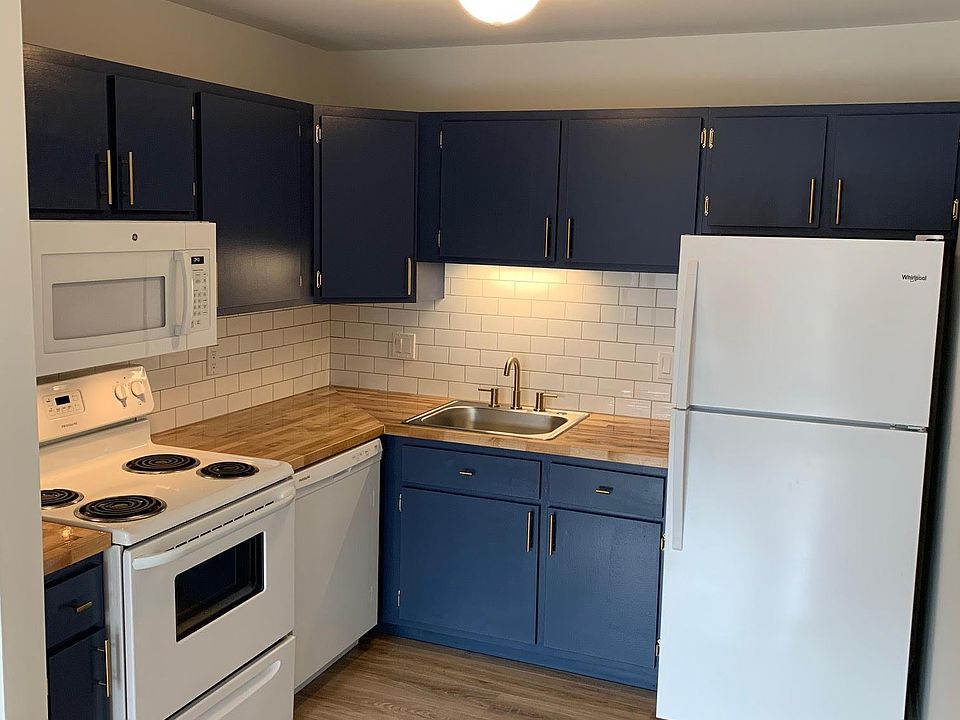1st image of 4D Pineview Dr