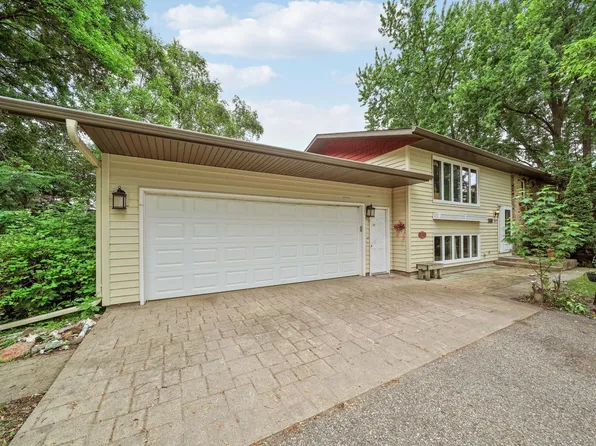360 Sophia Ave, Hamburg, MN 55339