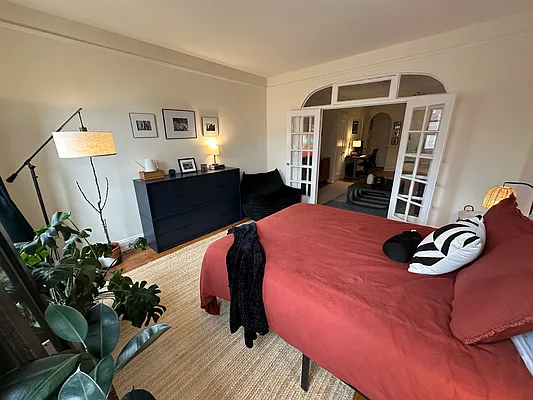 Rented by One New York Realty Inc | media 11