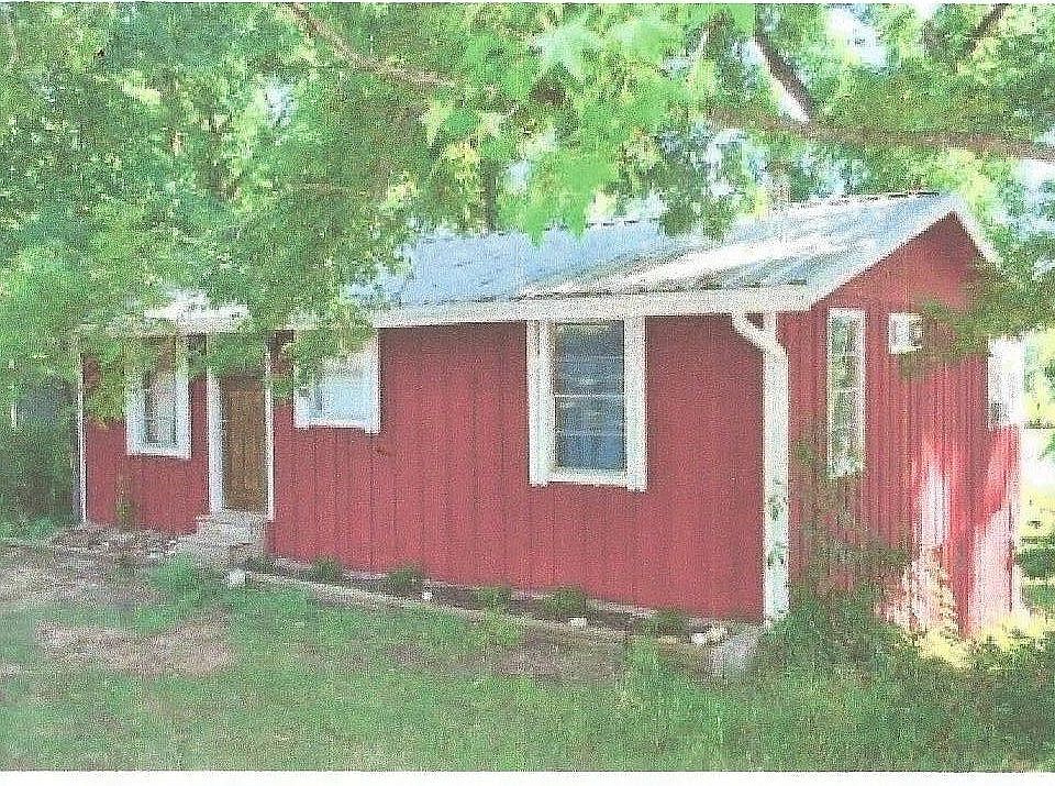 1st image of 313 Holly St