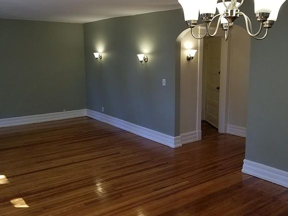 3rd image of 335 Garden Ave #2
