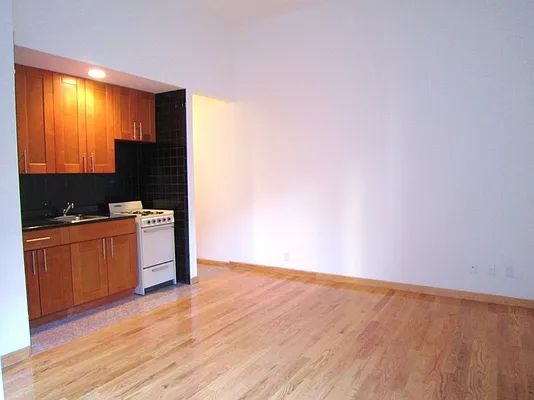 Rented by City Connections Realty | media 22