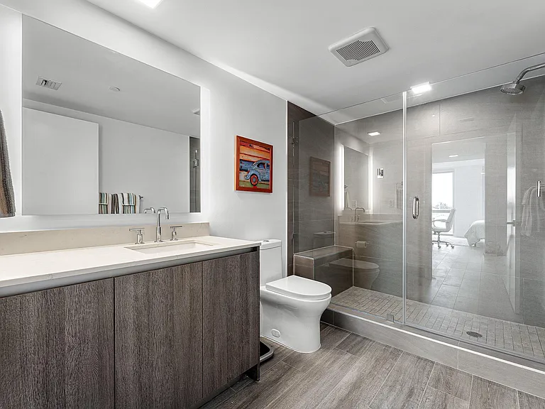 111 SE 1st Ave #406 — Photo 14